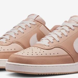 Nike Court Vision Low- Sand-drift Men’s 9.5 Women 11